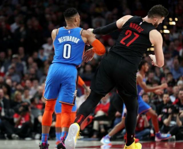 防守下维持 防守下维持